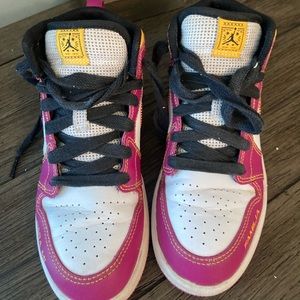 Nike sneakers kids size 1 -